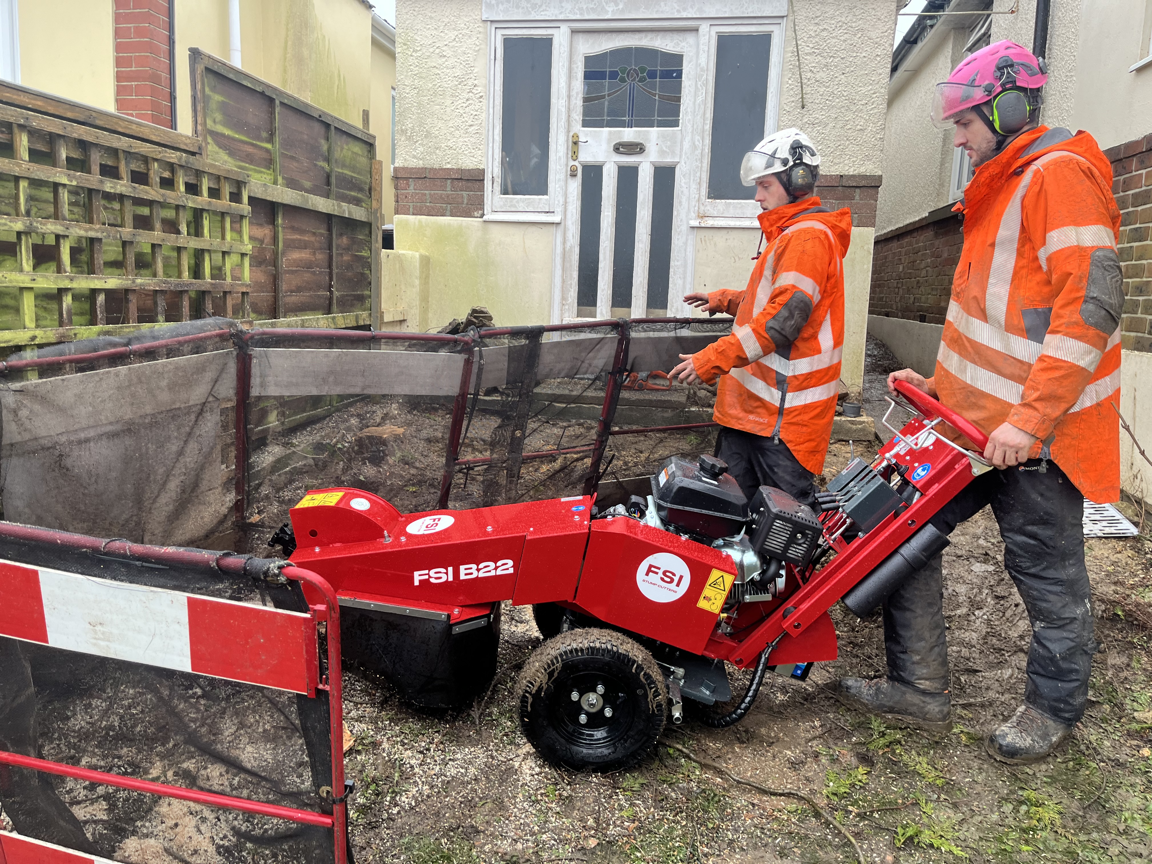 Tree Surgeon Weymouth | Tree stump removal by grinding in Weymouth, Portland, Dorchester, Dorset